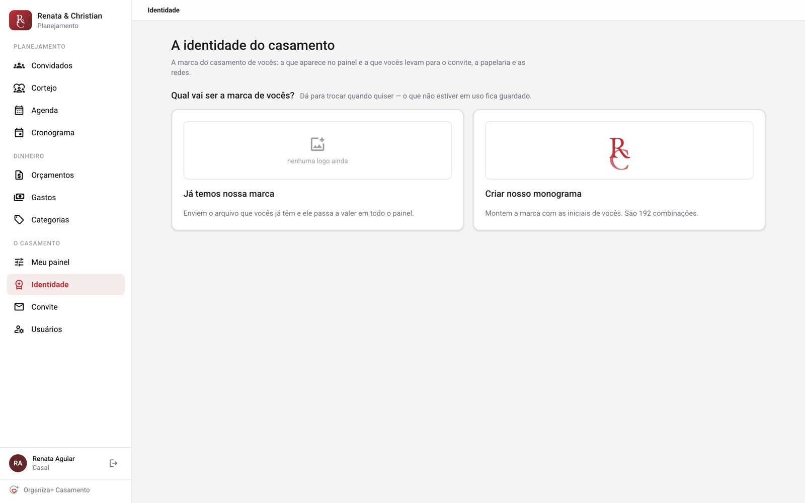 Estúdio de identidade visual mostrando variações de monograma com as iniciais do casal em diferentes arranjos e fontes